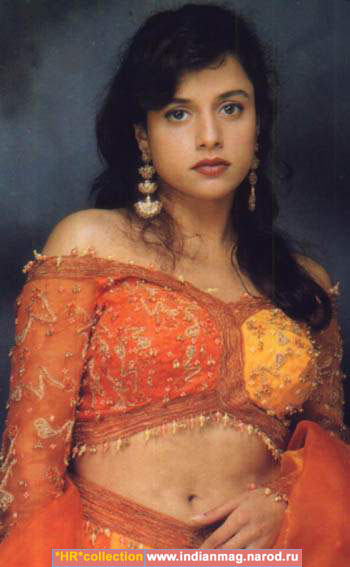 Juhi chawla hot boob fan images